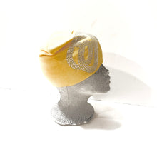 Load image into Gallery viewer, Yell Starboy Beanie
